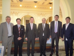 22. april 2013. Predsednik i članovi PGP sa Jermenijom i ambasador Jermenije u Srbiji 